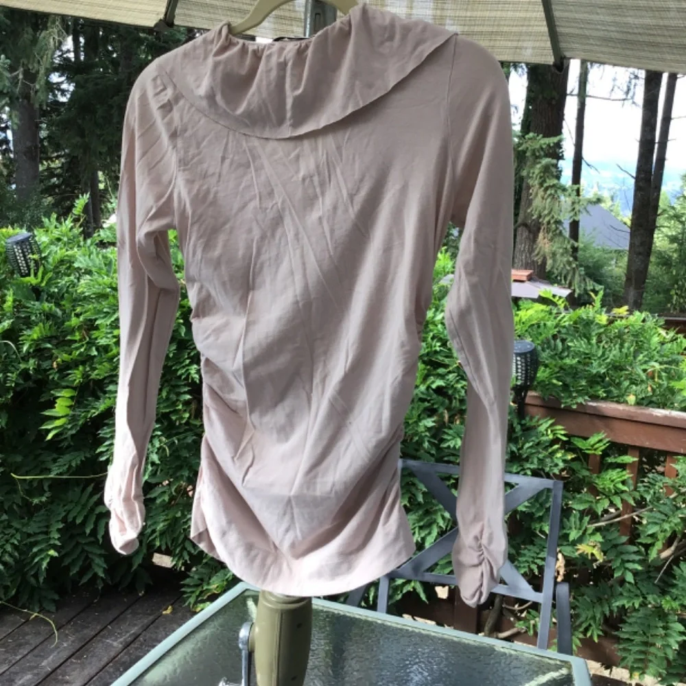 Cabi Ruched Ruffle Shirt - Picture 4 of 6